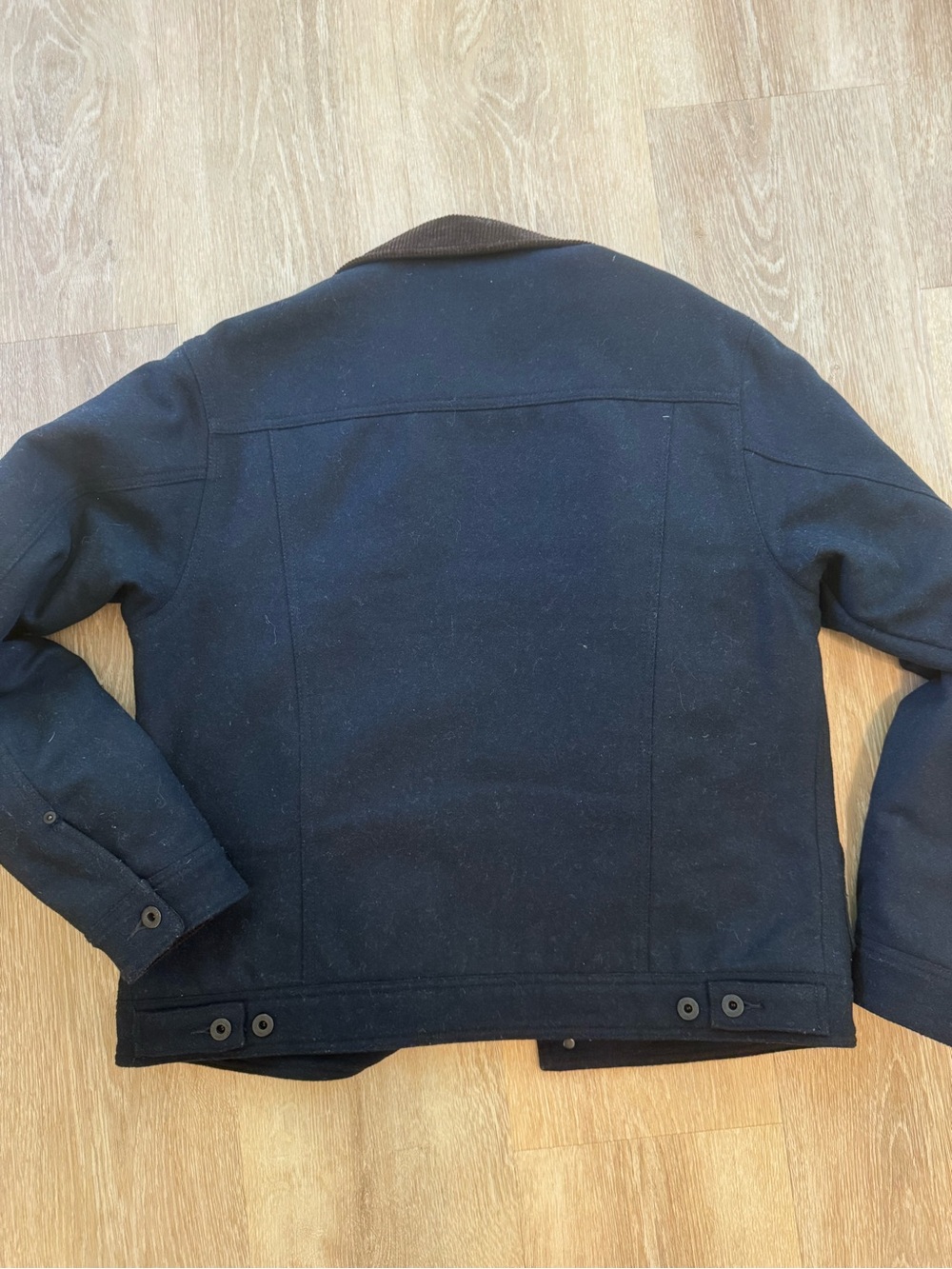 Filson Navy Wool Jacket with Brown Corduroy Collar - Like new worn a few times - Picture 6 of 7